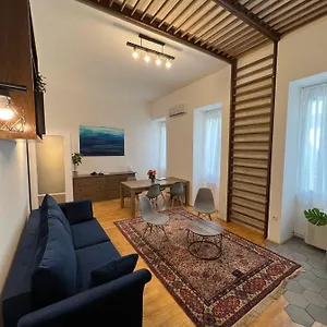 Apartamento Azure King In The Heart Of, Budapest
